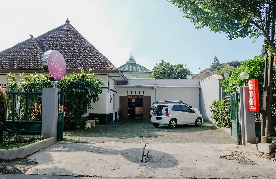 Hotel O Loesje Guest House Syariah-1